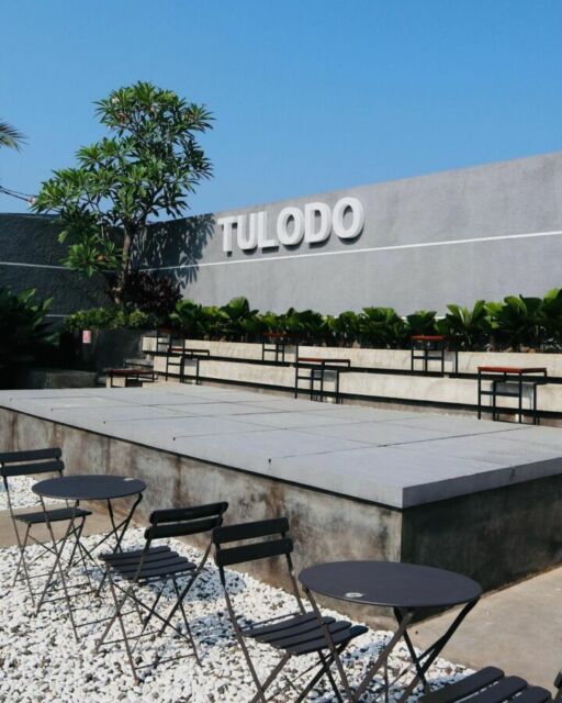 Tulodo Cafe & Resto