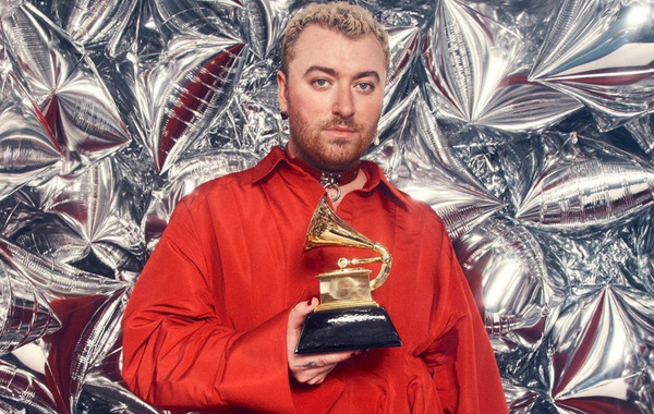 Sam Smith dalam penerimaan penghargaan Grammys 