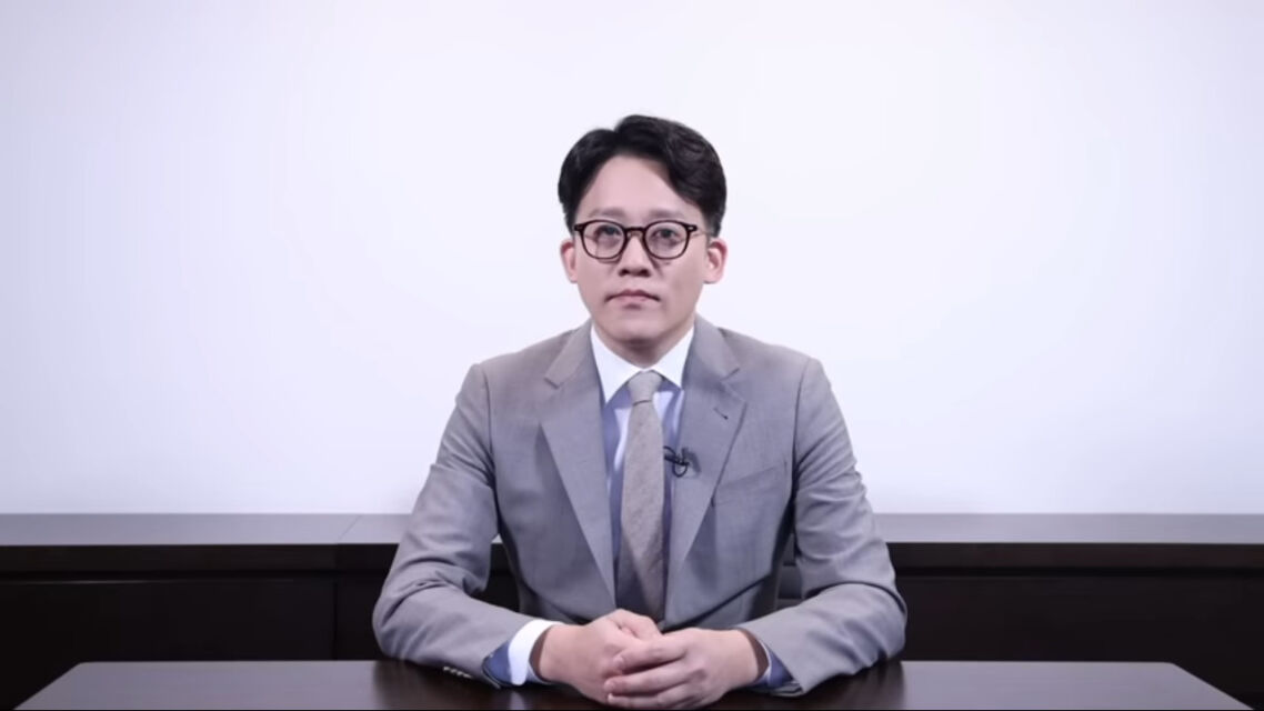 CEO SM Lee Sung-soo umumkan mengundurkan diri