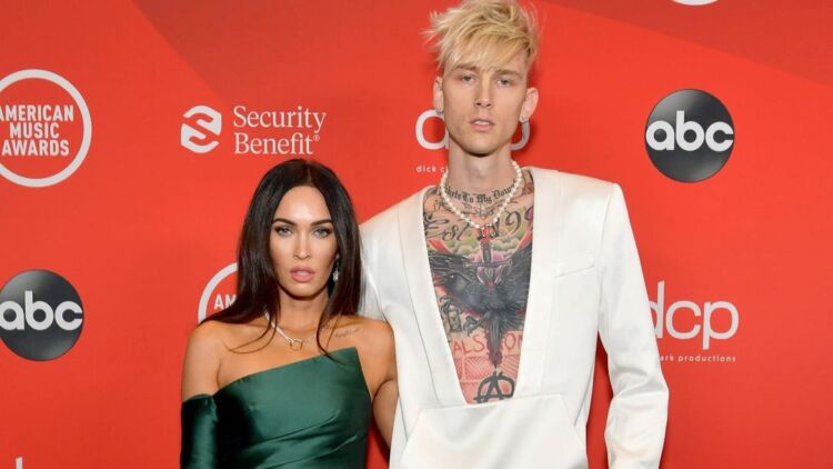 Megan Fox Aktif Kembali di Instagram, Bantah Isu Machine Gun Kelly Selingkuh dengan Gitaris