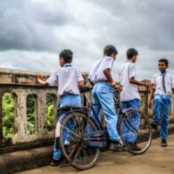 Cerita Pelajar SMA di India Pingsan Saat Ujian Sekolah, Gugup Dikelilingi Perempuan di Kelas