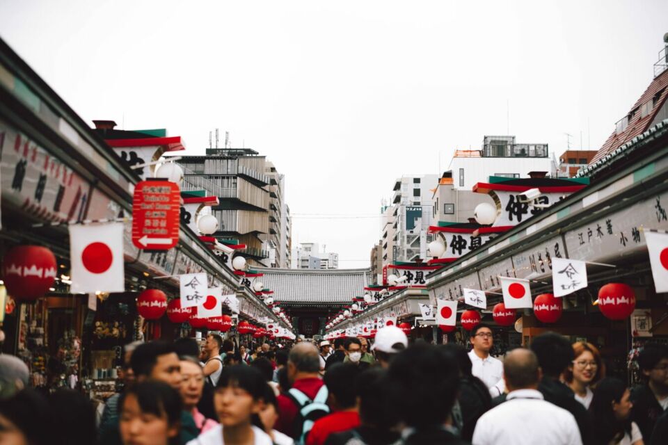 Jumlah ketertarikan menikah menurun di Jepang