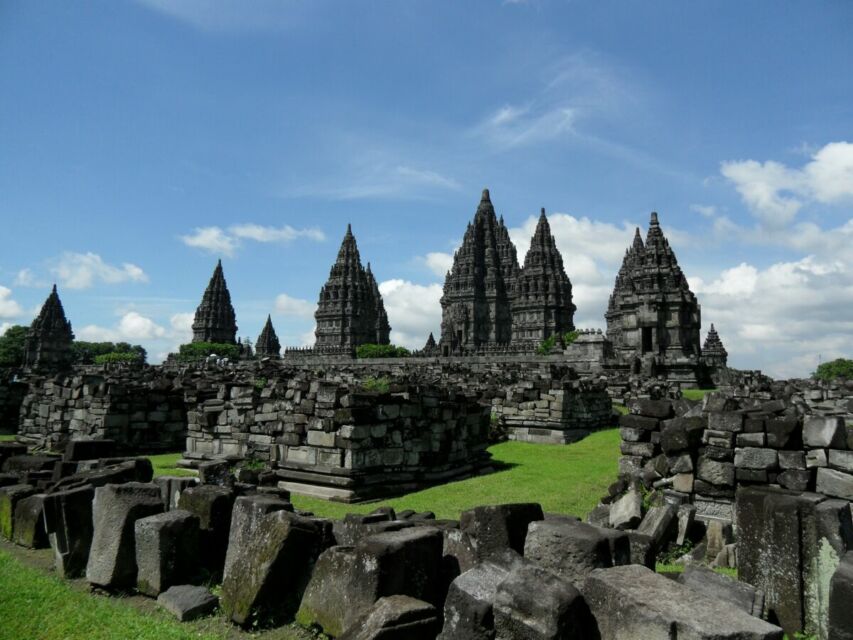 Bangunan ikonik Candi Prambanan 