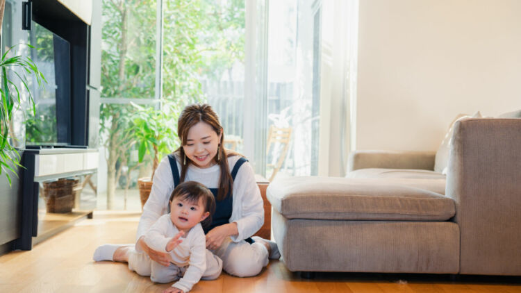 Jangan Asal Pilih! Ini 5 Tips Memilih Babysitter yang Aman untuk Anak