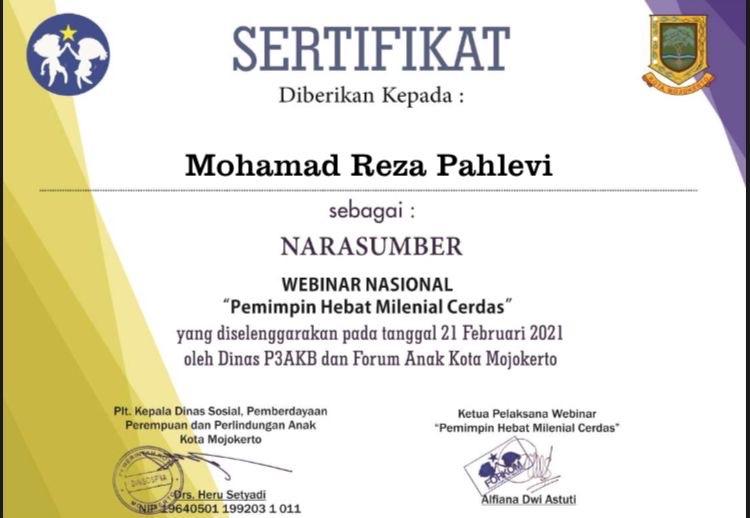 Menjadi narasumber webinar Forum Anak Mojokerto