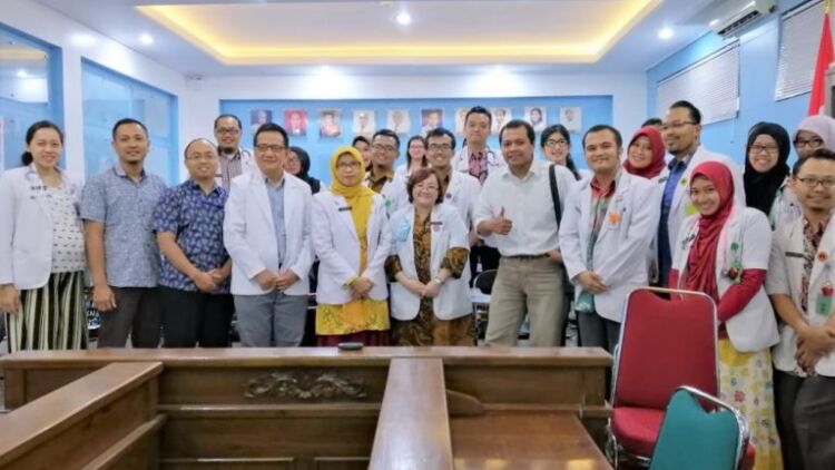 Sulitnya Tahapan Menjadi Dokter Spesialis Membuat Indonesia Krisis Dokter Spesialis