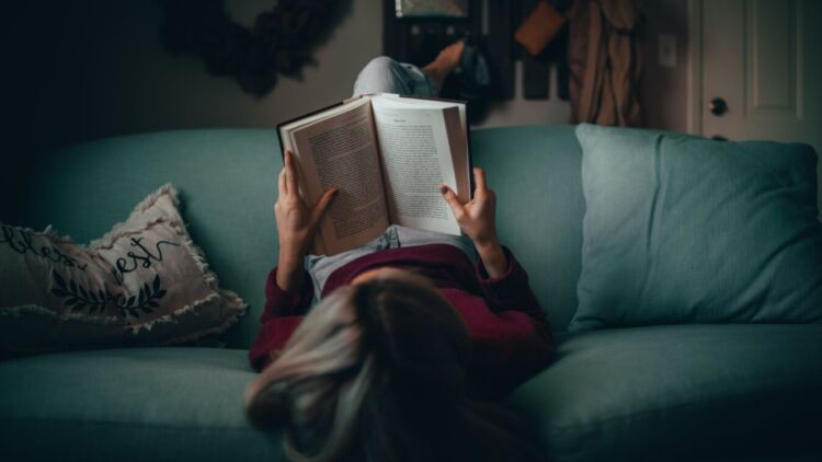 5 Trik Mengatasi Reading Slump, Apa Saja?