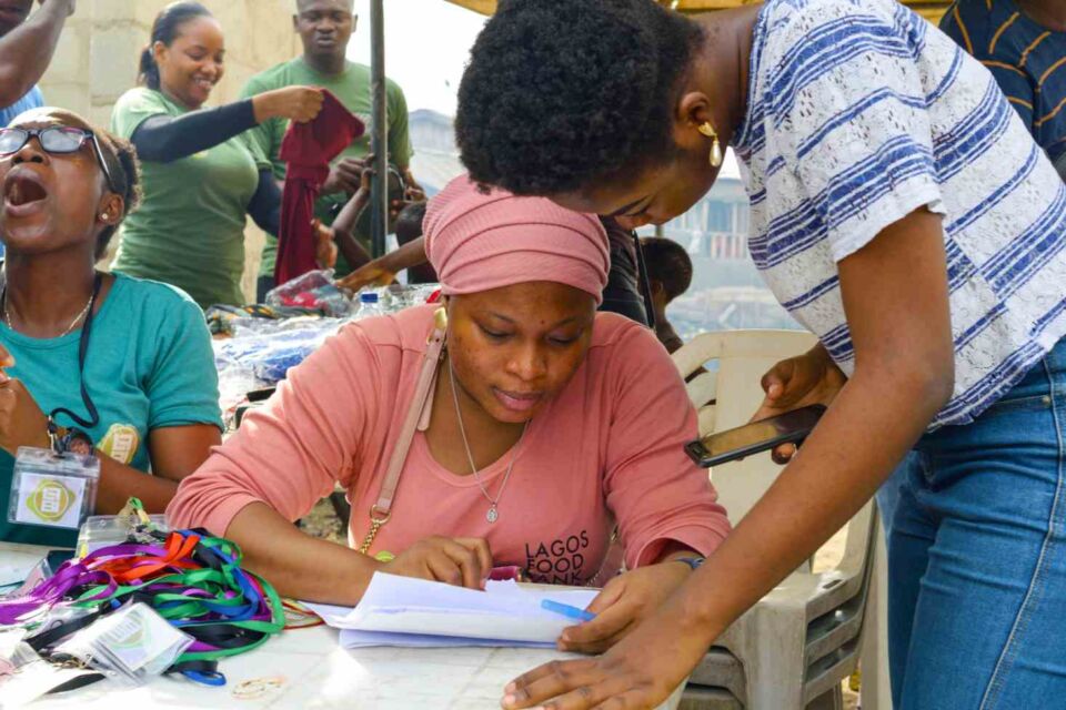 Volunteering | Photo by Lagos Food Bank Initiative