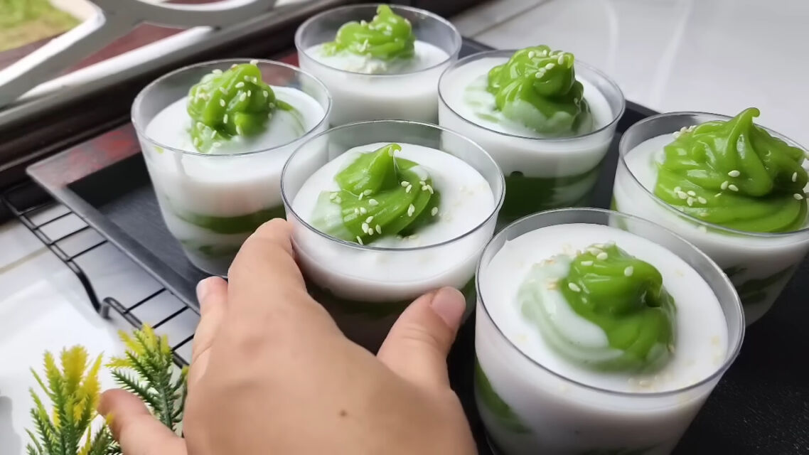 hipwee-kue tradisional khas thailand - puding pandan thailand