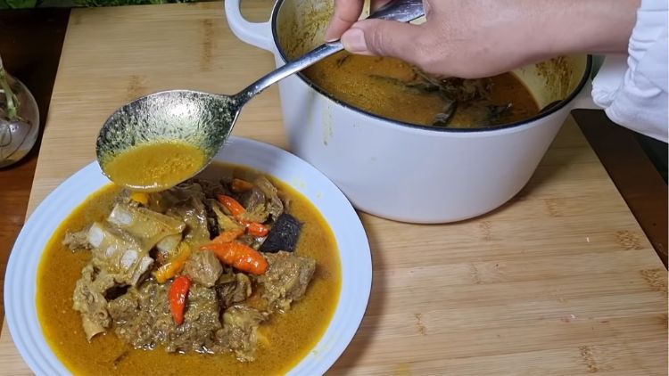 hipwee-resep olahan daging kambing - Gulai Kambing