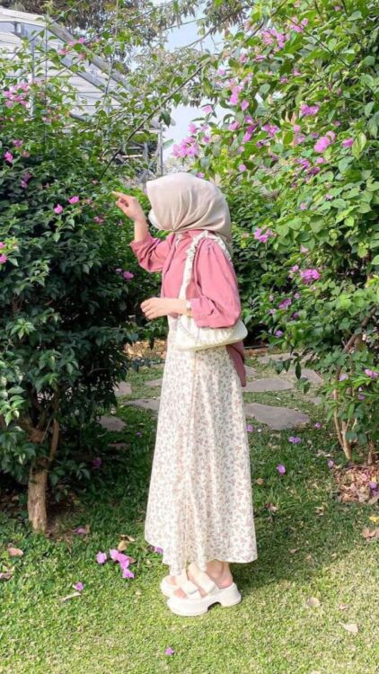 baju dusty pink cocok dengan hijab warna apa