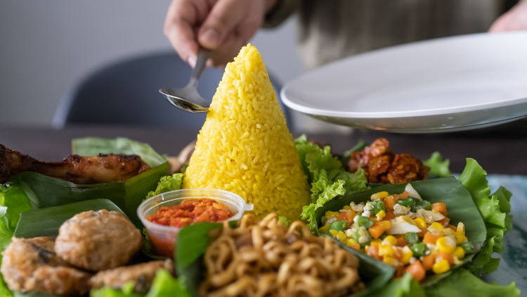 Bumbu Nasi Kuning Instan yang Enak, Pakai Ini Aja Bun! Rempahnya Berasa