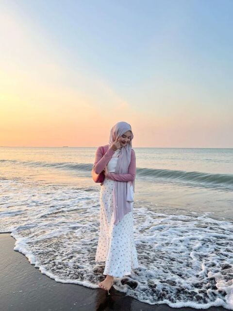 ootd ke pantai hijab rok