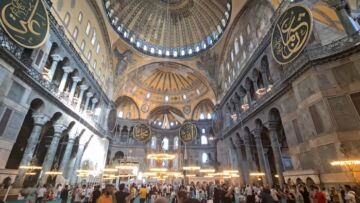 Objek Wisata Turki Yang Wajib Dikunjungi, Kemegahan Haghia Sophia hingga Bazaar