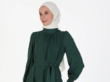 Baju Hijau Botol Cocok dengan 7 Warna Jilbab Ini, Bikin Kamu Tampil Fashionable!