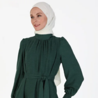 Baju Hijau Botol Cocok dengan 7 Warna Jilbab Ini, Bikin Kamu Tampil Fashionable!