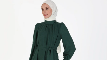 Baju Hijau Botol Cocok dengan 7 Warna Jilbab Ini, Bikin Kamu Tampil Fashionable!