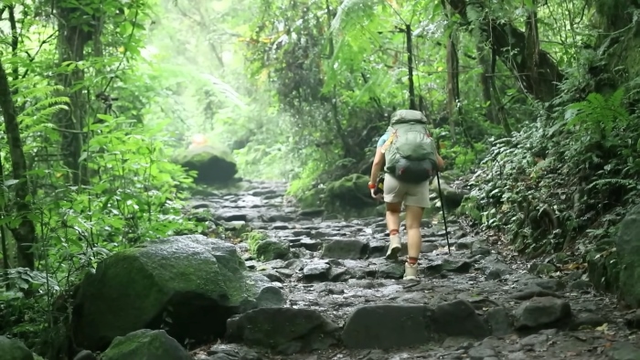 7 Gunung Tertinggi di Jawa Barat, dari Ciremai ke Pangrango