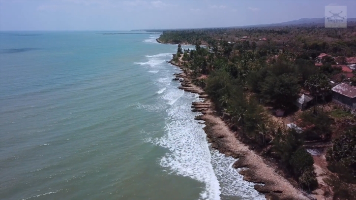 10 Pantai di Madura yang Cantik, Enggak Kalah Sama Bali