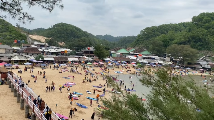 10 Rekomendasi Pantai Pasir Putih di Jogja yang Indah