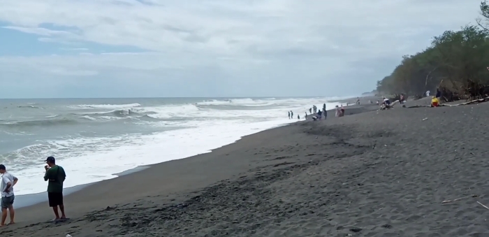 10 Rekomendasi Pantai Pasir Putih di Jogja yang Indah