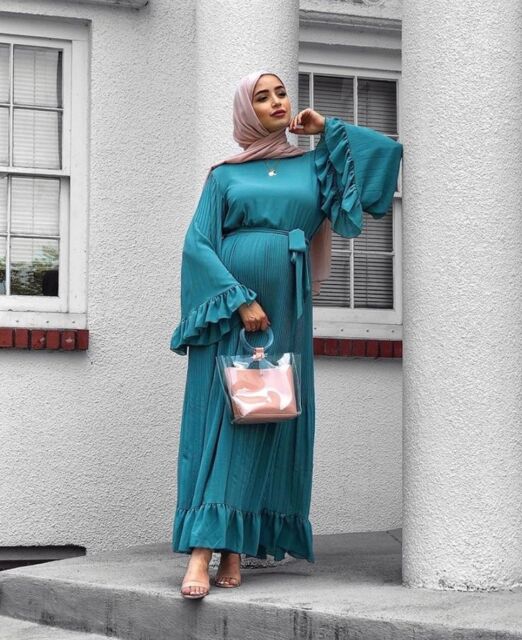 9 Ide OOTD Ibu Hamil Hijab yang Simple, Modern, dan Kekinian