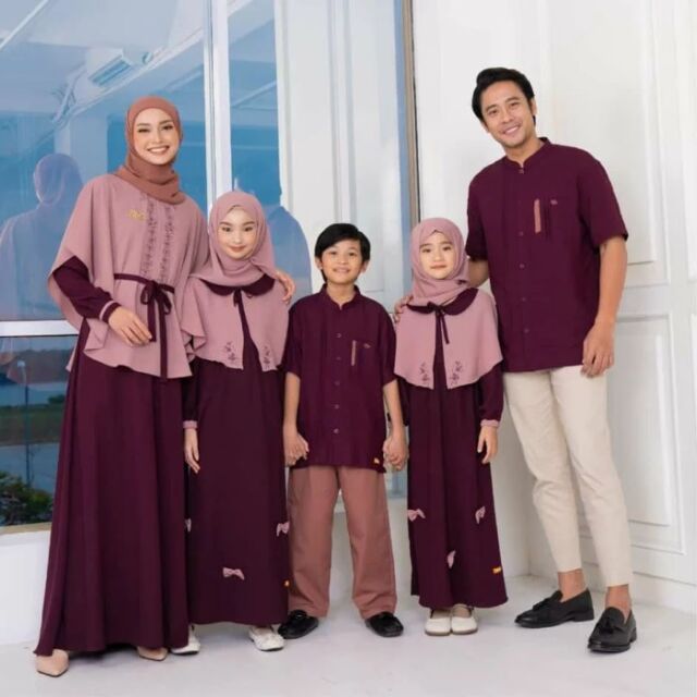 Baju Burgundy Lebaran 2025 Jadi Tren Baru Tahun Ini!