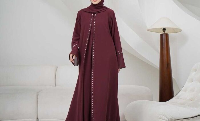 Baju Burgundy Lebaran 2025 Jadi Tren Baru Tahun Ini!