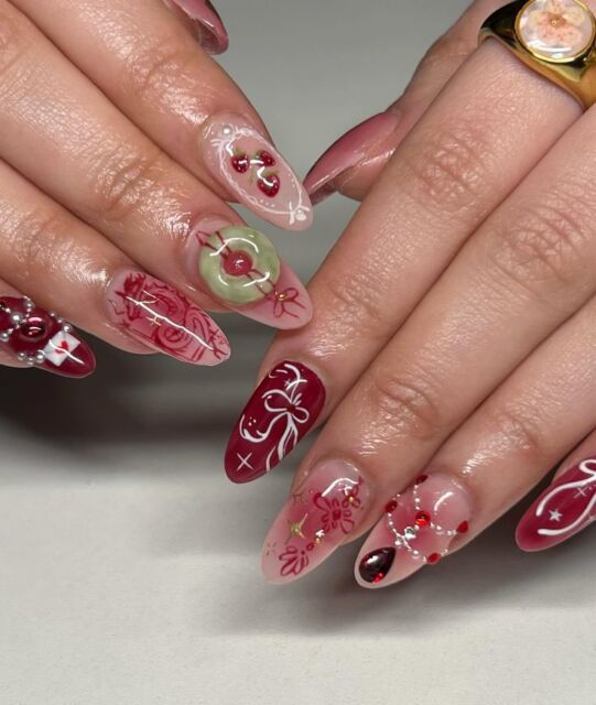 10 Ide Nail Art Imlek yang Estetik, Unik, dan Modern