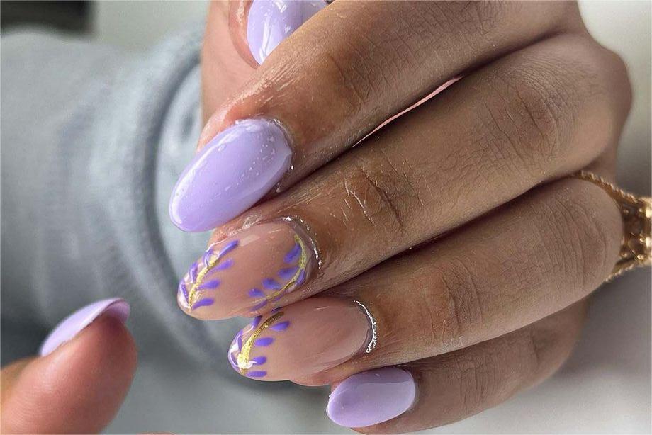 nail art peach and lavender yang cocok untuk kulit sawo matang