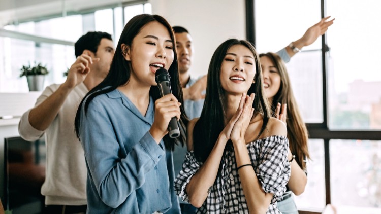 Rekomendasi Lagu Nada Rendah yang Gampang Dinyanyikan