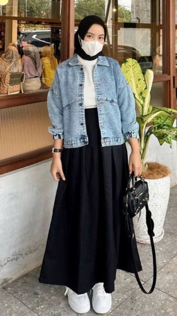 8 Ide Outfit Bukber Hijab Simple dan Elegan, Bikin Penampilan Kamu Lebih Fresh!